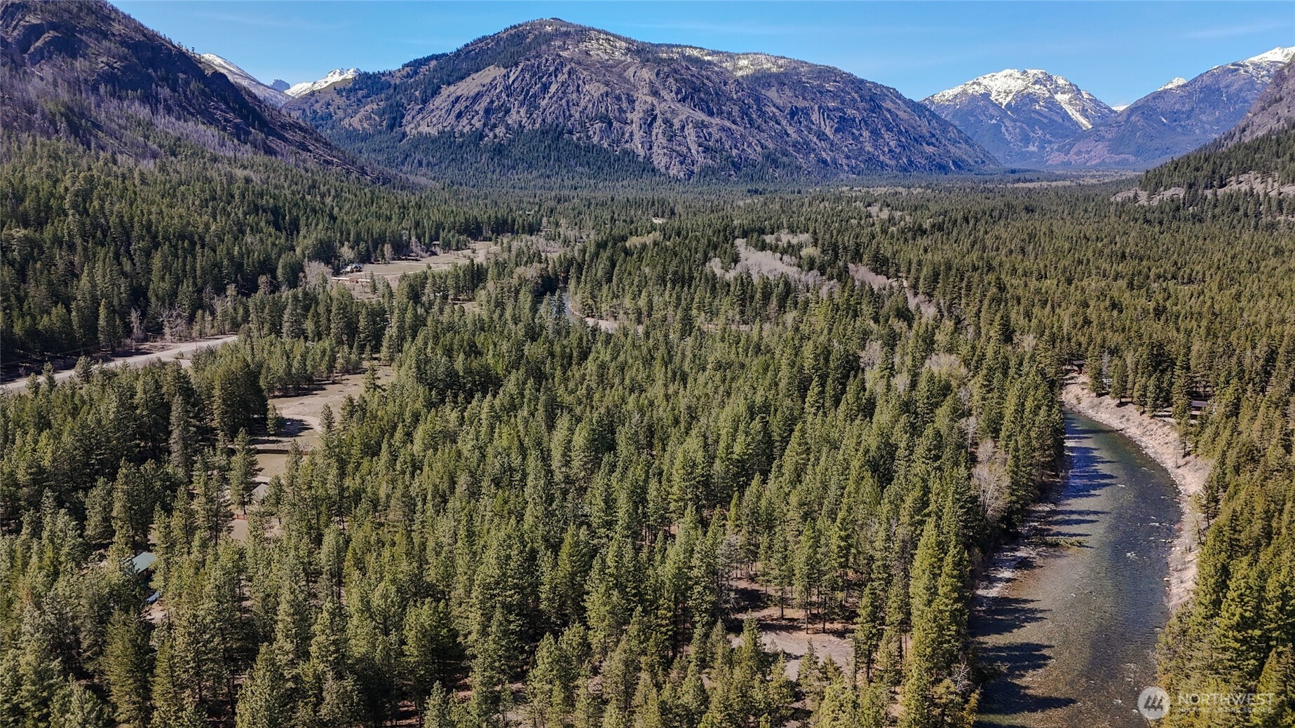 38 Mazama Pines Lane Mazama WA 98833