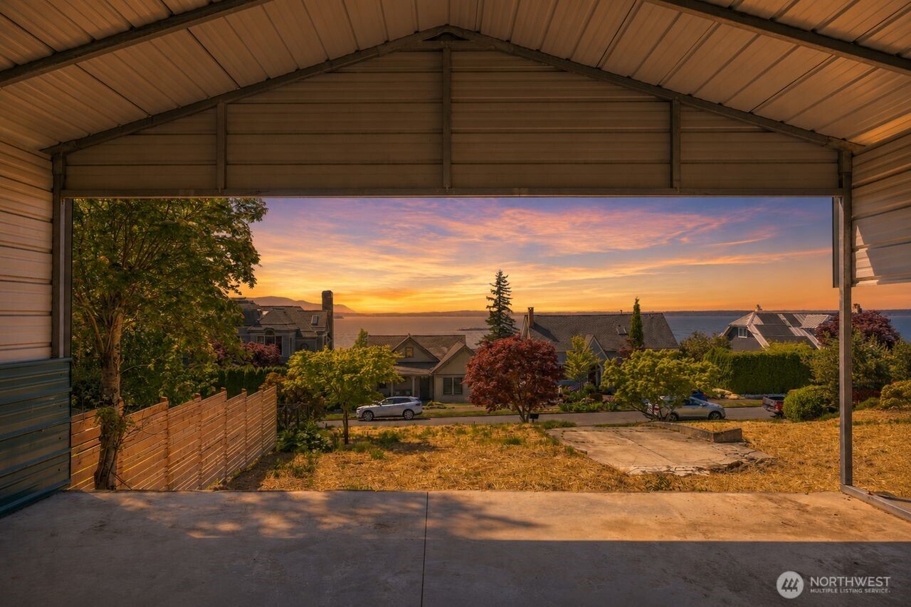 1027 15th Street Bellingham WA 98225