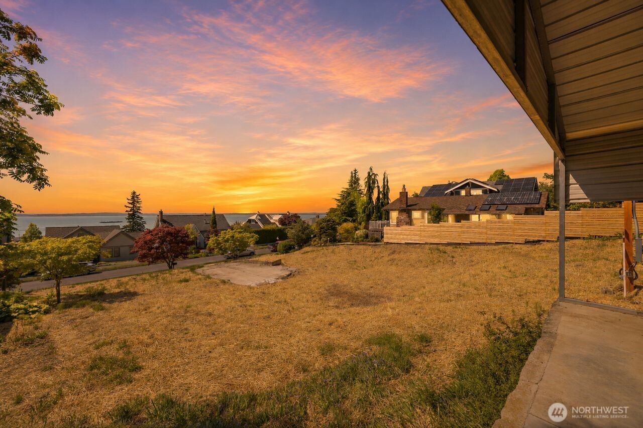 1027 15th Street Bellingham WA 98225