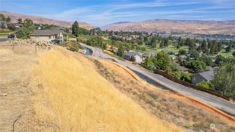 1857 Broadway Place Wenatchee WA 98801