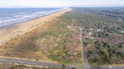 16 Driftwood Drive Ocean Shores WA 98569