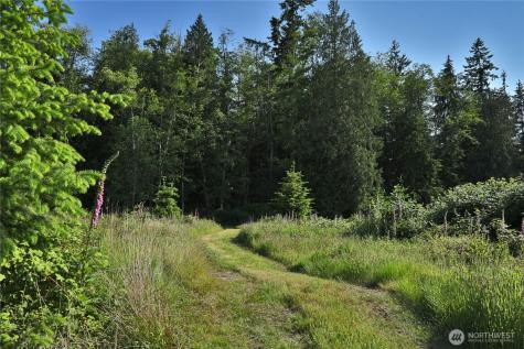2062 Goodell Road Freeland WA 98249
