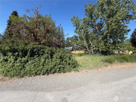 623 Main Street Winthrop WA 98862