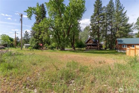 623 Main Street Winthrop WA 98862