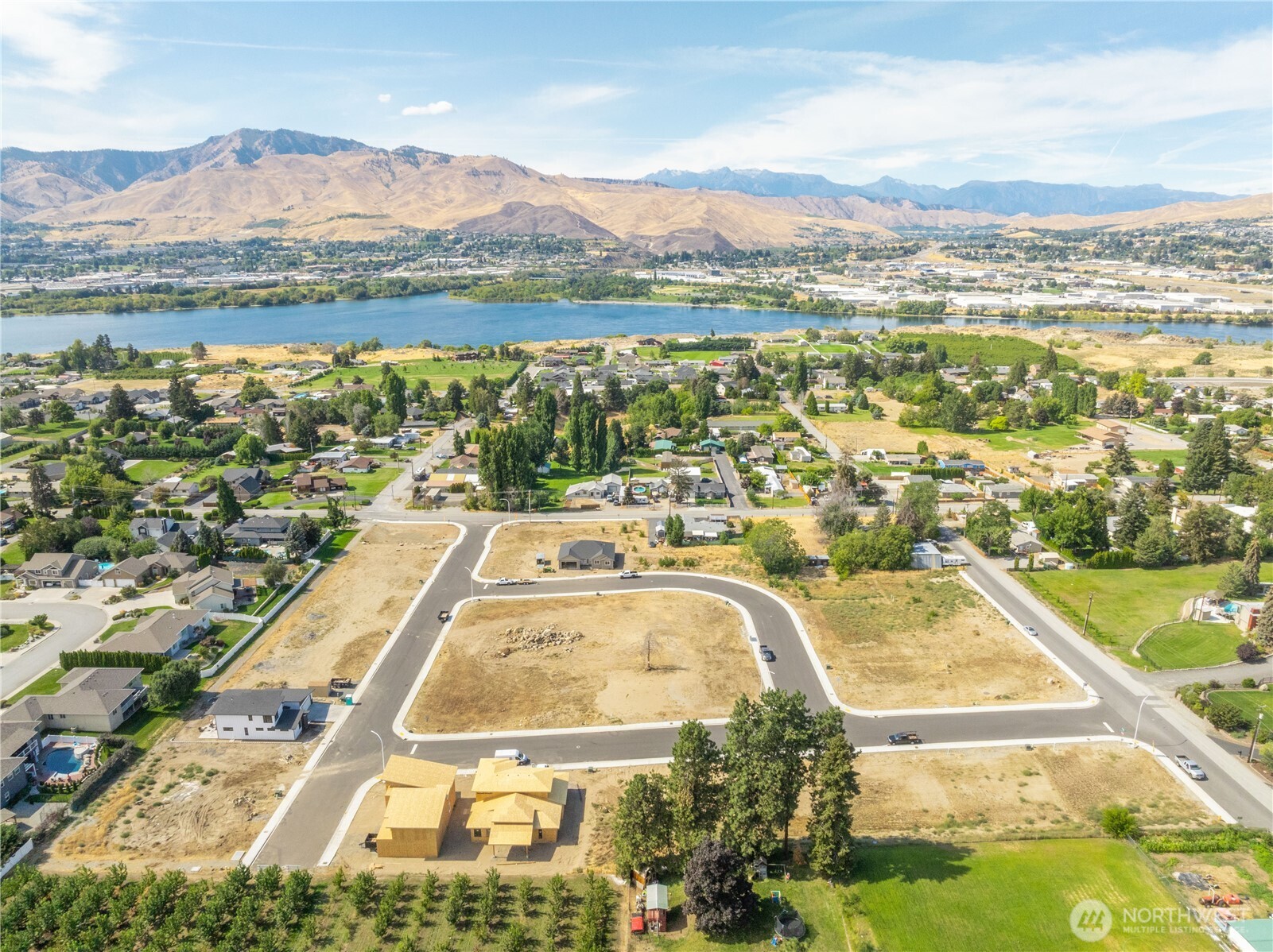 3255 NW Brianna (Lot 13) Avenue East Wenatchee WA 98802