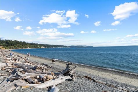 1454 Admirals Drive Coupeville WA 98239