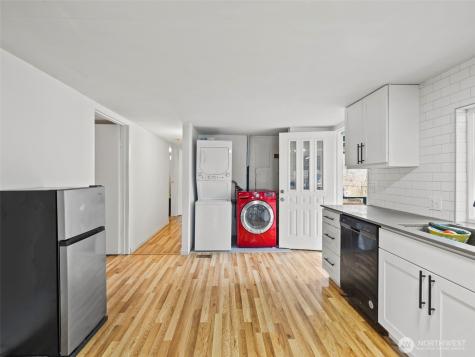 11040 14th Avenue SW Seattle WA 98146