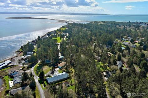 783 Evergreen Avenue SE Ocean Shores WA 98569