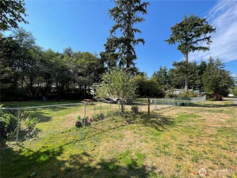 783 Evergreen Avenue SE Ocean Shores WA 98569