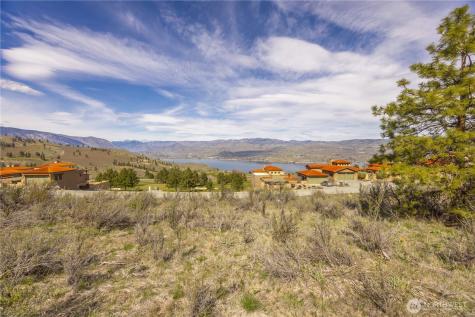 221 Bandera Way Chelan WA 98816