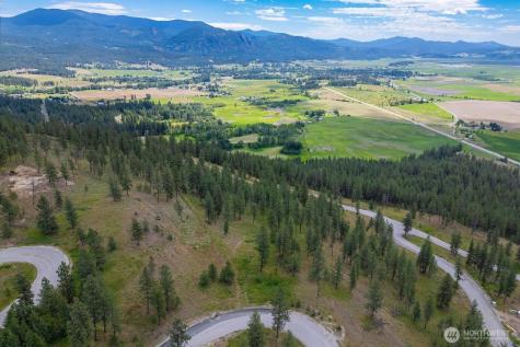 1612 Palmer Loop Chewelah WA 99109