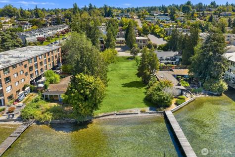 6211 Lake Washington Boulevard NE Kirkland WA 98033