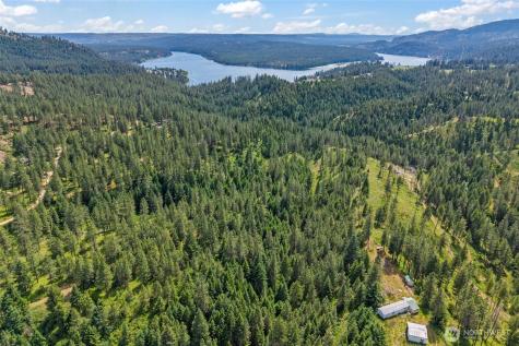 5491 Sailor Road Deer Park WA 99006