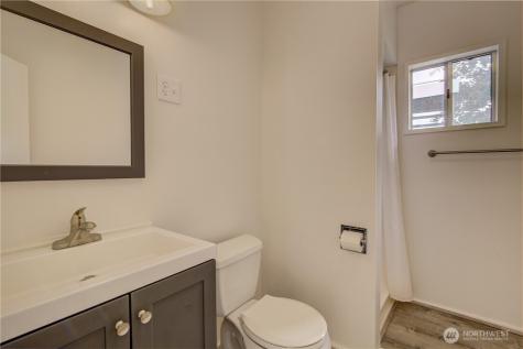 424 8th Avenue W Kirkland WA 98033