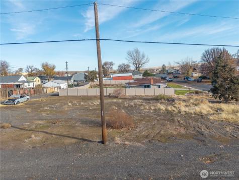 408 N L Street Lind WA 99341