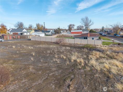 408 N L Street Lind WA 99341