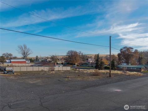 408 N L Street Lind WA 99341