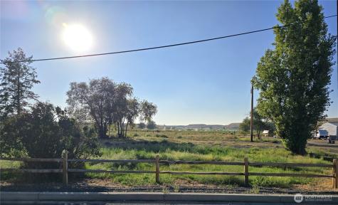 327 First Street Wilson Creek WA 98860