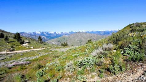 31 Cowboy Road Methow WA 98834