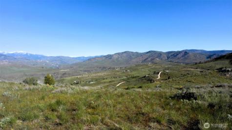 31 Cowboy Road Methow WA 98834