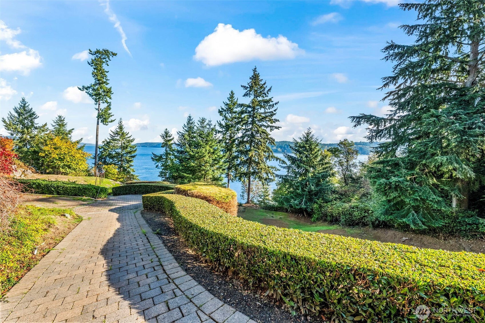 611 135th Street NW Gig Harbor WA 98332