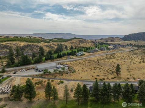 103 Golf Course Drive Pateros WA 98846