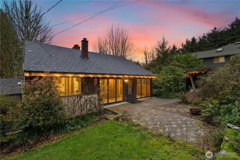 6526 NE 198th Street Kenmore WA 98028