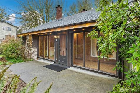 6526 NE 198th Street Kenmore WA 98028
