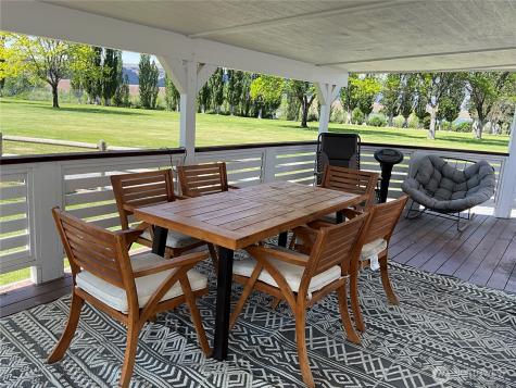 8542 Crescent Bar Road NW Quincy WA 98848