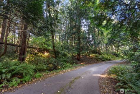 6560 NE Latyson Lane Bainbridge Island WA 98110