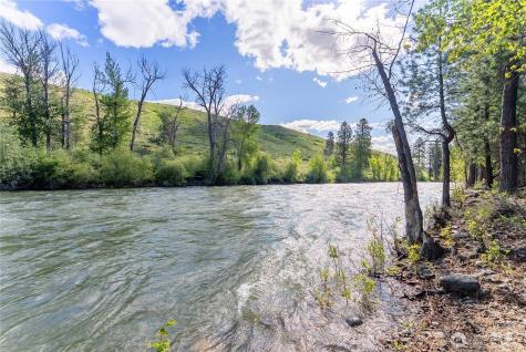 0 Wolf Creek Road Winthrop WA 98862