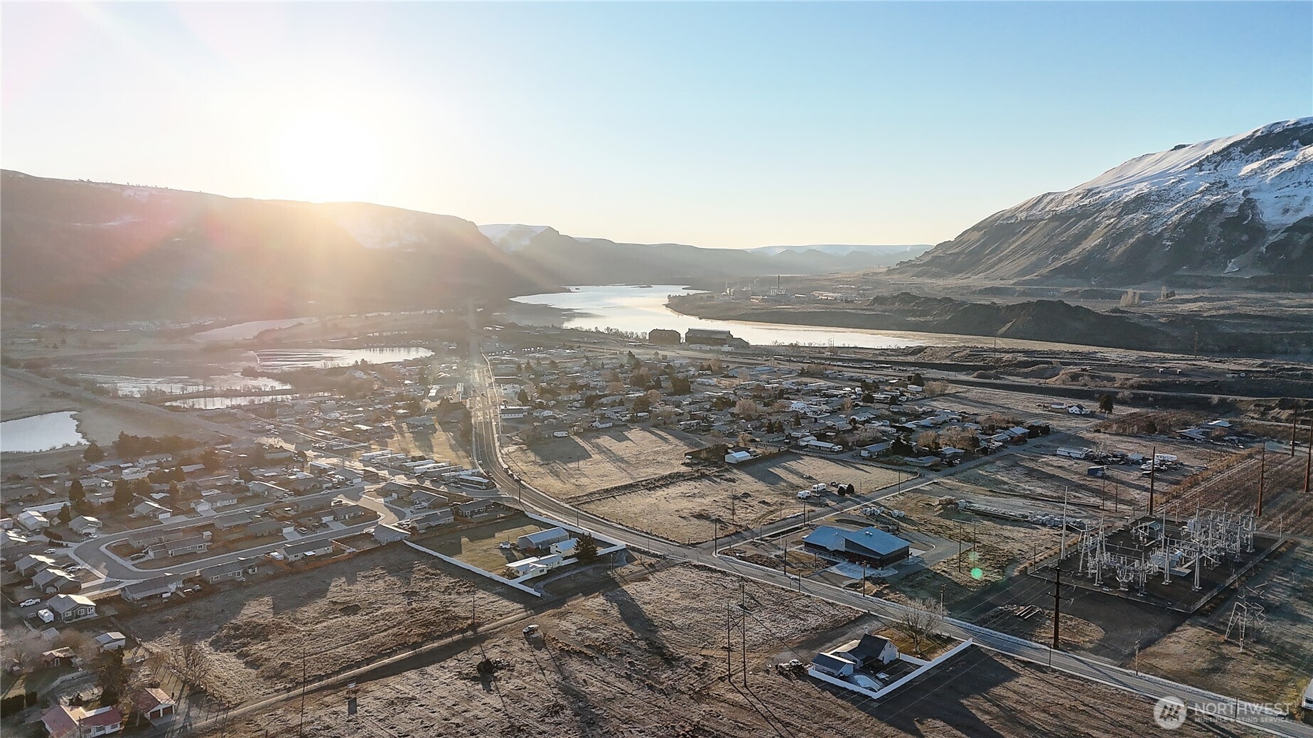 1611 S Douglas Street Rock Island WA 98850