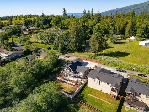 18158 Freedom Lane Mount Vernon WA 98274