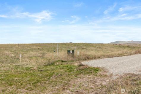 325 Rancho Perri Lane Manson WA 98831