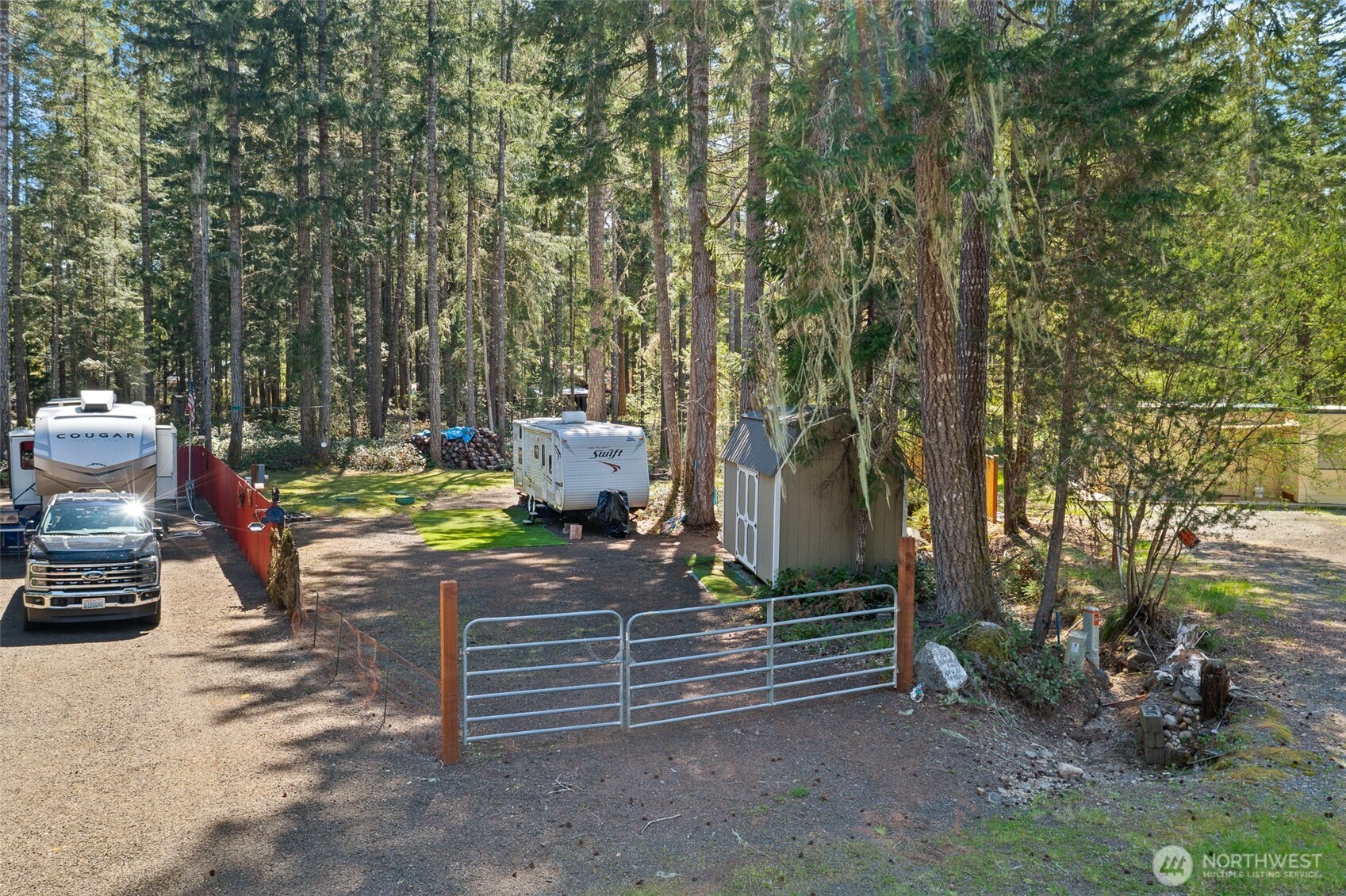 101 N Brook Lane Hoodsport WA 98548