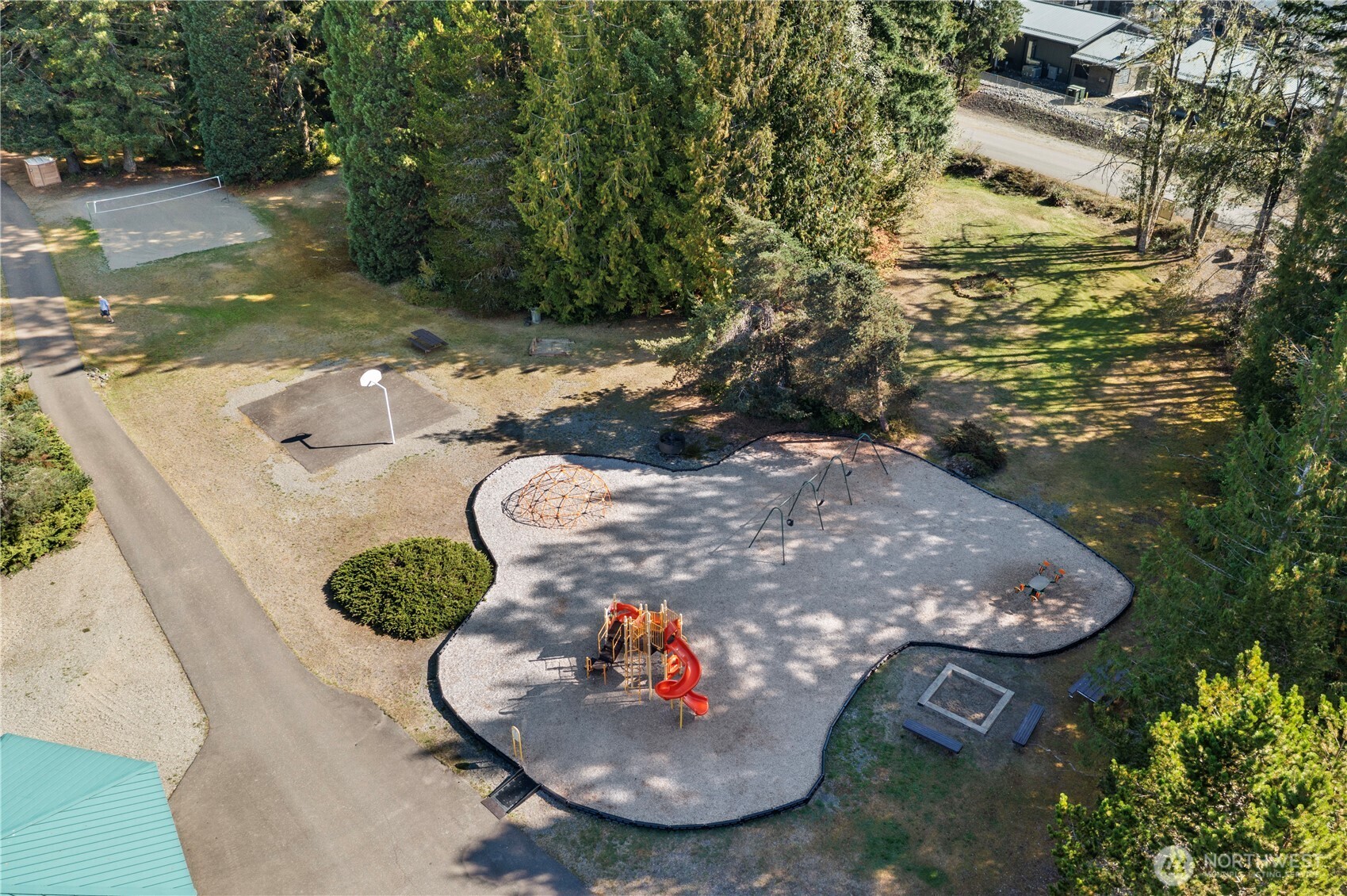 101 N Brook Lane Hoodsport WA 98548