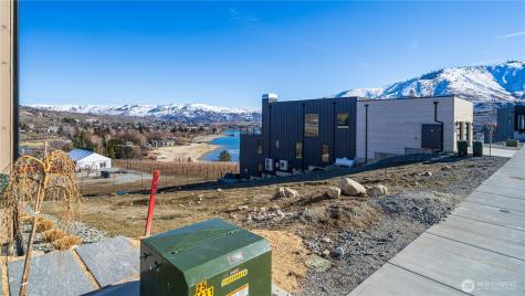 1307 Dragonfly Court Chelan WA 98816