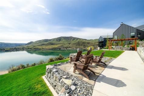 1307 Dragonfly Court Chelan WA 98816