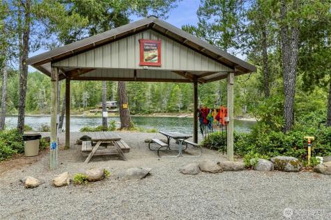 619 N Colony Surf Drive Lilliwaup WA 98555
