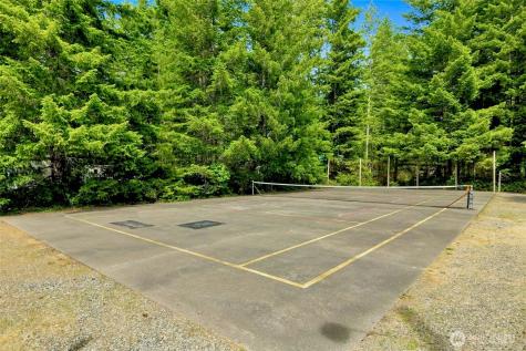 619 N Colony Surf Drive Lilliwaup WA 98555