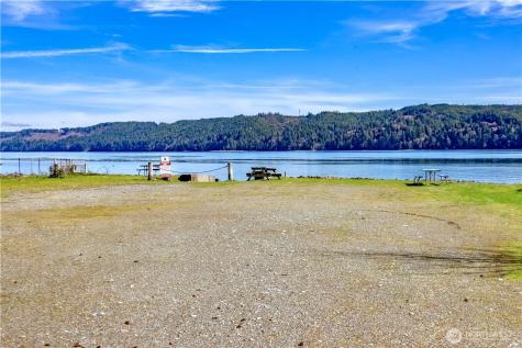 619 N Colony Surf Drive Lilliwaup WA 98555