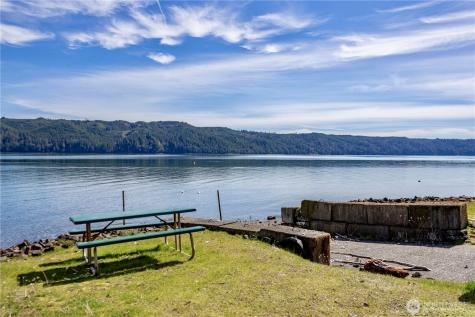 619 N Colony Surf Drive Lilliwaup WA 98555
