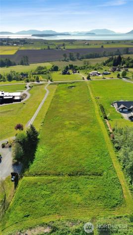 5351 Island View Way Bow WA 98232