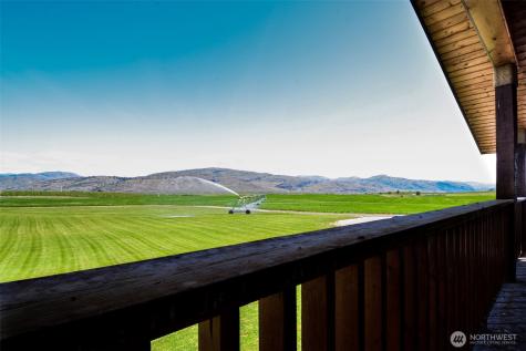 2034 Pine Creek Road Tonasket WA 98855