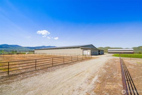 2034 Pine Creek Road Tonasket WA 98855