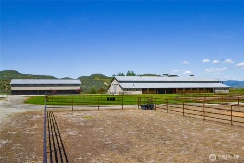 2034 Pine Creek Road Tonasket WA 98855