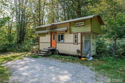 9305 312th Avenue SE Issaquah WA 98027