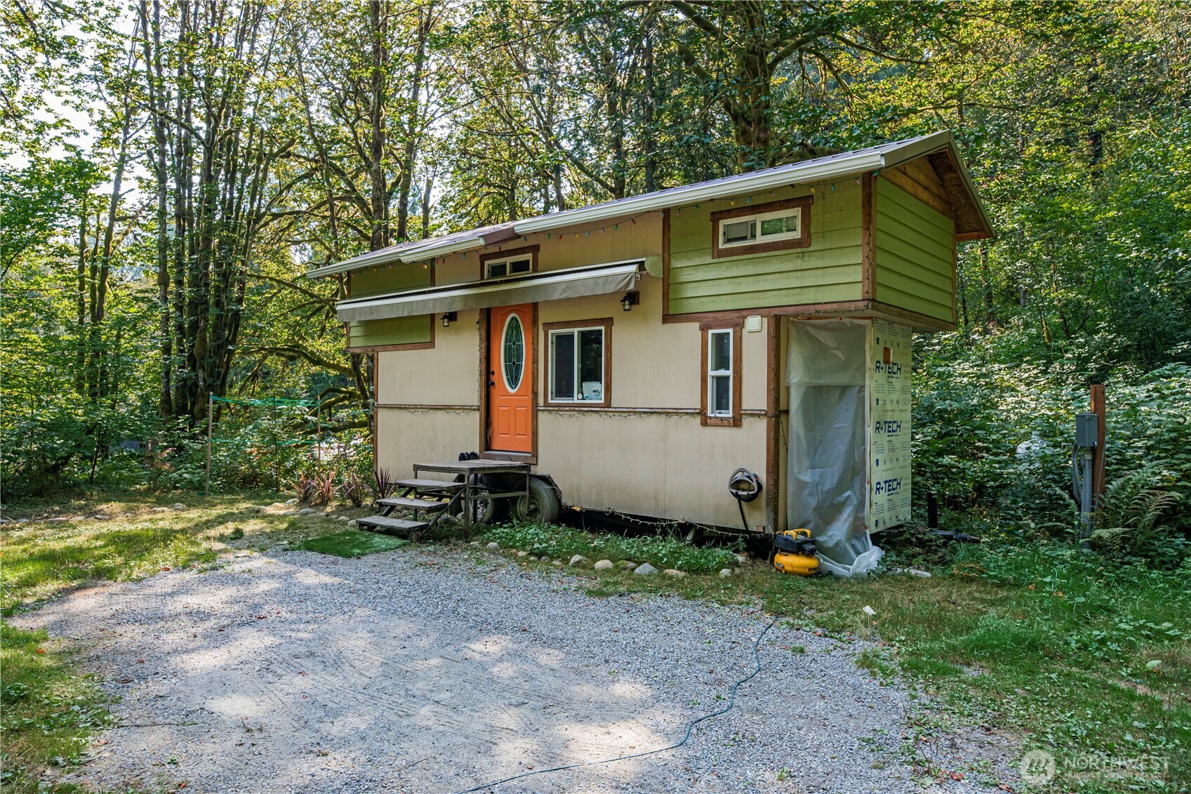 9305 312th Avenue SE Issaquah WA 98027