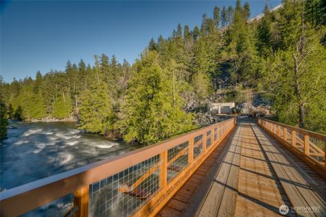 7003 Icicle Road Leavenworth WA 98826