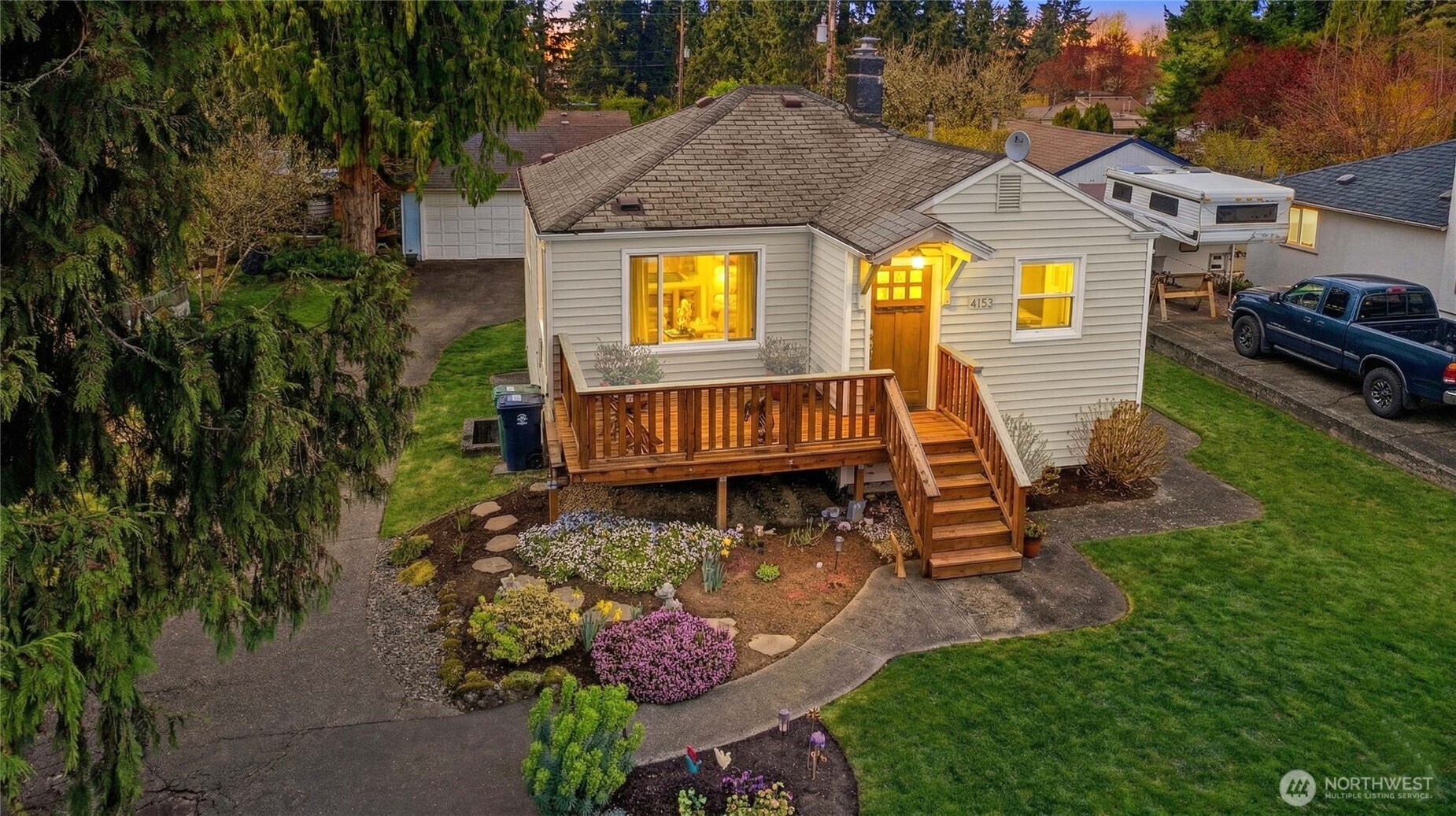 14555 8th Avenue NE Shoreline WA 98155